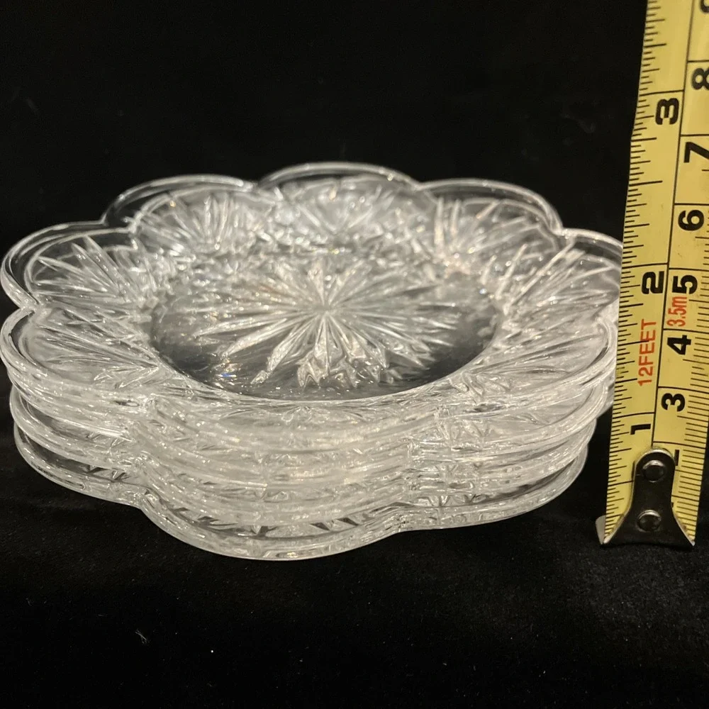 VTG Clear Pressed Glass Starburst Star Scalloped Edges Saucer Plates 5” Set of 4